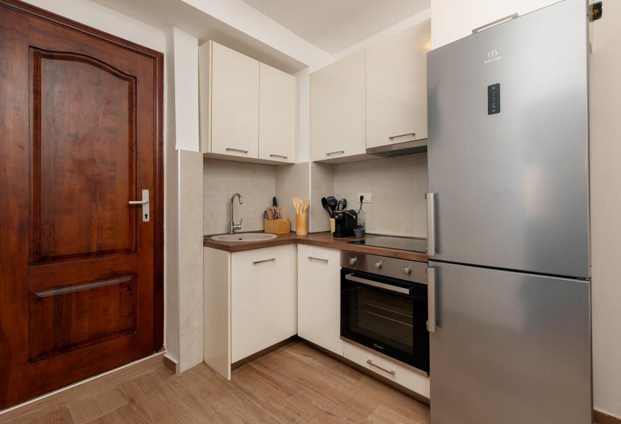 Apartment Amigo Old Town Kotor Buitenkant foto